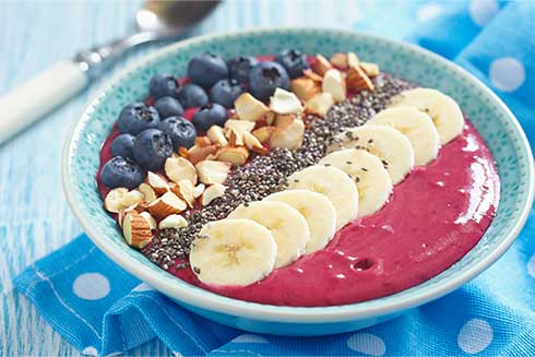 smoothie bowl pink